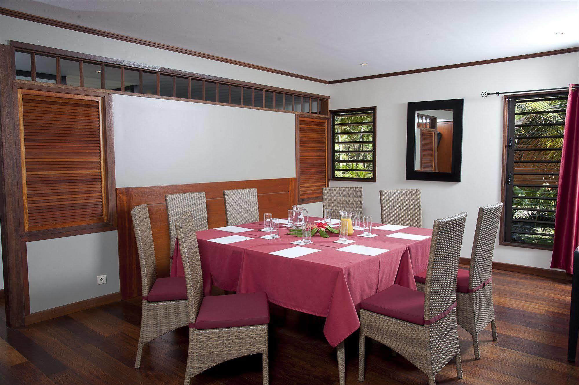 Oure Tera Beach Resort Kuto Exterior foto